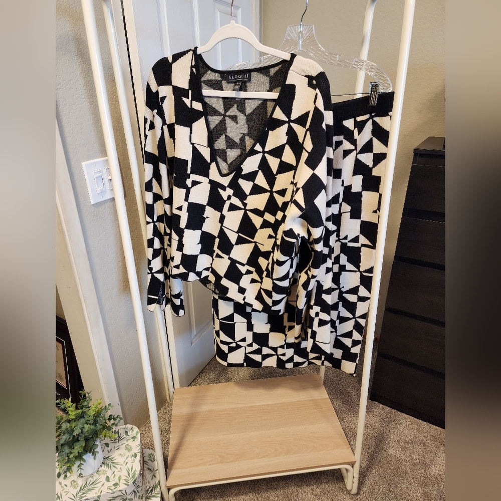 Eloquii Intarsia Black and White Geometric Knit Set